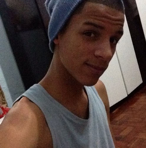 só fico bonito no escuro, e no claro continuo no escuro