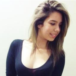 Brazilian Instragram: @thaisdcastroo