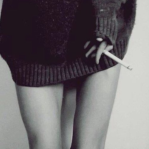 Hi. This is an accout for people who need to vent. Ana. Mia. Cat. Run my life. Lesbian.