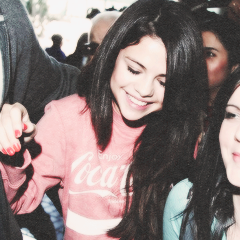 pround0fselena's profile picture. come and get it