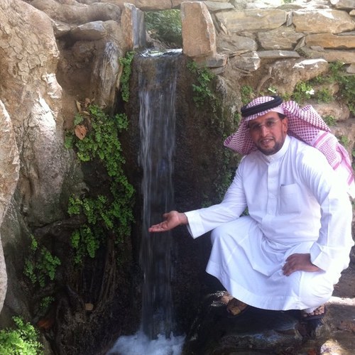 رائد النشاط ومفوض كشفي