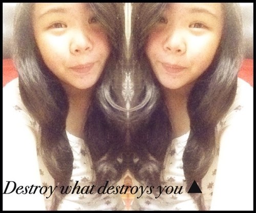 JasmineLim0806's profile picture. Singapore , Yishun . 
Treat me like a joke and I'll leave you like its funny .