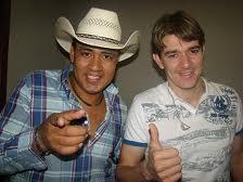 alex e yvan os vileiros de bodoqueda!!! https://t.co/O5d8XtOc6k