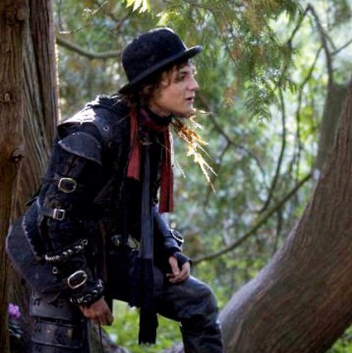 I am the son of Coeur De Noir who is the leader of the De Noirs clan. Theif and trapper #DeNoirsClan #RP. #TakenBy @Maria_MoonaCre