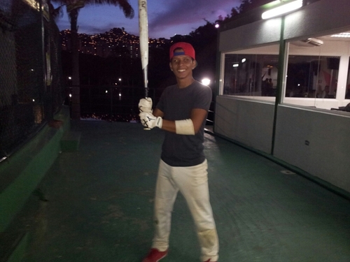 DarvinL90's profile picture. 