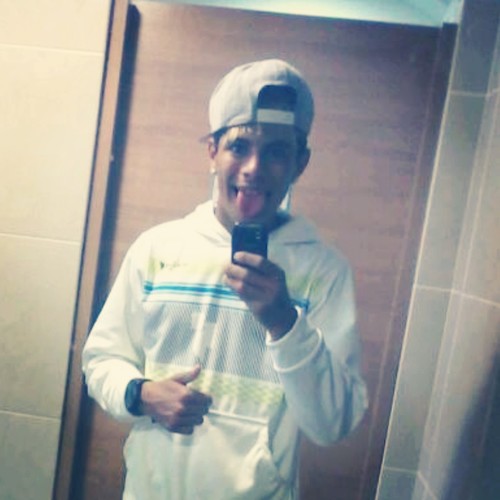 Besta,idiota, tapado.Amigo , irmão,companheiro, sinônimo de confiança.. Eu te amo muito meu IRMÃO @alannapaulus aqui