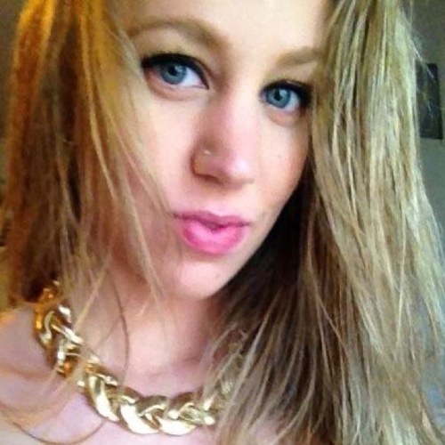 e2270711up00wpj's profile picture. 