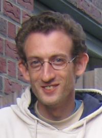 Simon,32 years,lifes in Aachen