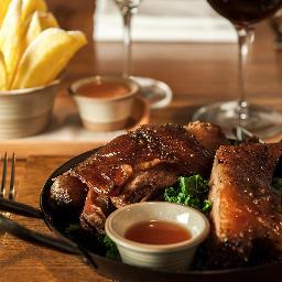 Contemporary Grillhouse . Strong focus on quality produce and exceptional cuts of meat.