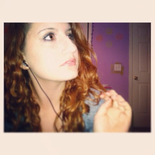 Austin Mahone is my baby ❤ 
 Mahomieeee bitch✌ 
Lol . 14 . Sunburns & sunshine