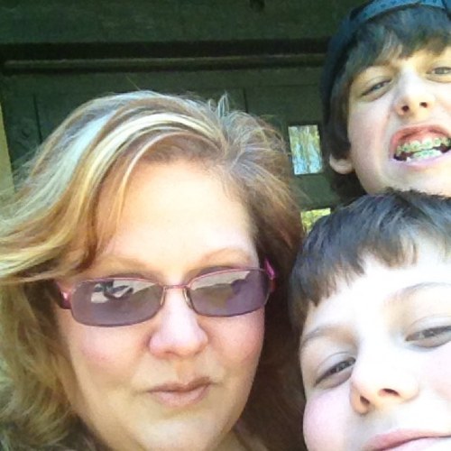 sinhel's profile picture. I honestly just like being a mom and a wife. What's so wrong with that?