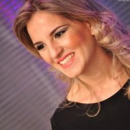 RubiaVezza's profile picture. Fisioterapeuta, instrutora de pilates na Vêzza Clínica Pilates.