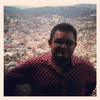 soy un buen hacesor y no lo confundan con asesor..... porque soy el que hace esto hace el otro y multifacetico.