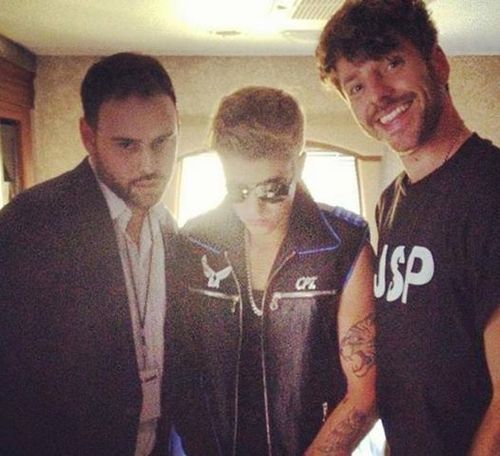 Hey mi name is Any Orozco  and mi boyfriend is Justin BieberC: