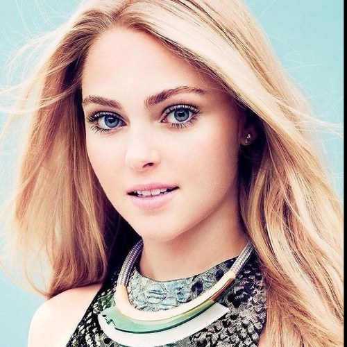 I'll never be the girl who follows the crowd. I make sure I stand out. ღActressღ #TheCarrieDiaries [Roleplay•Single•Literate•18+] #PR
