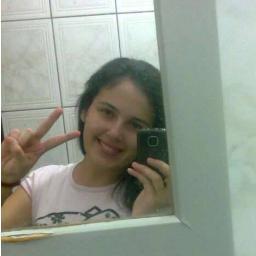 Agente vive junto,agente se da bem,não desejamos mal a quase ninguém ♪ To sempre contigo lindeza, se você precisar eu vou correndo te ajudar ♥ by: @marrycanutoo