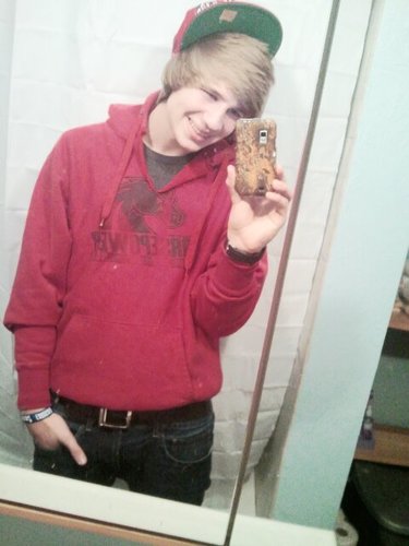 tristan_burt98's profile picture. 