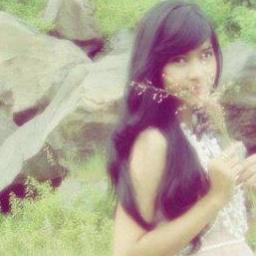 Freelance model&photomodel, InternationalRelation's student at UNEJ, Wakil II Raki Jawa Timur, Duta Wisata Kab.Probolinggo, JFC Ambassador, Queen of Environment