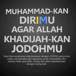Im The Next Motivator and Moeslim Billionaire..Amin3X .. ±Follow My Life Story .. Pesan sya kepada anda , Cintai itu Sedekah , Masalah , Tahajud :)