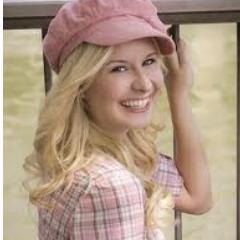 I A Fan Of 1D & Erika DirectionerForever
Follow Me And I Will Follow Back Danielle Is My Real Name... :D