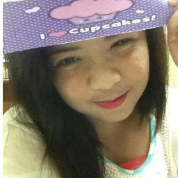 @CupcakeLove 2013 : Entrepreneur & Author Of Cupcake Love.I Love Playing Instrument Like Guitar & Piano :)
I LOVE MY BESTFRIEND :)