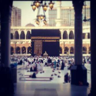 لا أعلم مالذي ينتظرني لكن ثقتي بربي تكفيني اللهم إني استودعتك شؤون حياتي فلا مدبر لها غيرك “ ( اللهم رضاك والجنه )