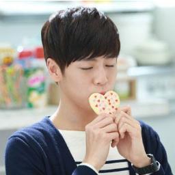 Aktor | 93L | mention for follow back