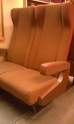 treinpendelaar's profile picture. Impressies in trein en station, Faits divers, Stiptheid, Bespiegelingen over informatie aan de reiziger, Markant gedrag van reizigers, spoorwegpersoneel,...