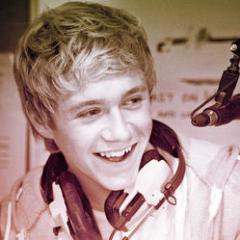 Every day I follow 100+ P.S PLS 1D my Super Stars follow me And i Be Craazyyy Created in 2013-05-19