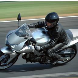Les fans de motos adoreraient conduire avec des équipements design qui offrent à la fois performance, confort et sécurité.