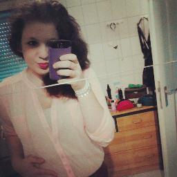 Girl/15/German/American/271212