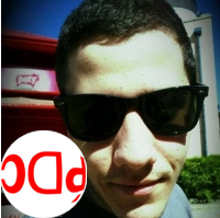 _Virulana's profile picture. Si no la cago en serio, la cago a propósito.