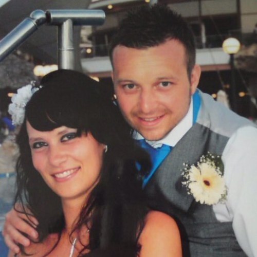 Married to Nicola Kerry Smith... & #Football Mad...! ⚽ Arsenal FC - ❤️