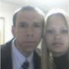 Casado com uma esposa maravilhosa a 14 anos,Pai de 3 lindos Filhos, Diacono na AD Madureira de Sto Antonio da Alegria,cursando Teologia Basica na EETAD.