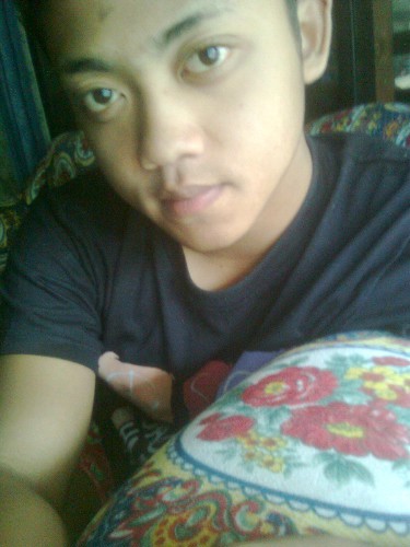 Mau menjadi orang sukses ♥ ,and ngebahagiain keluarga ♥ . .amiindtt
`ingin s'lalu dengan shbt :*
|follow me ya!! :)