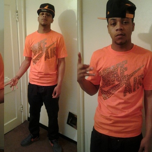A young nigga out here tryna get it, staying away from fuck shit and fuck niggas. GBI MoneyGang Get wit it or Get Lost. Mind focused on one thing...the TOP