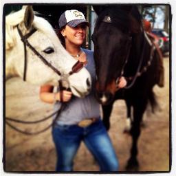 Masters from @MarquetteU in #DigitalMarketing. #Horse #Jumper. #Goldendoodle Enthusiast. World Traveler. Sr. ABM @KCCorp. Thoughts are my own.