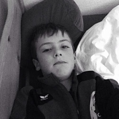 2001Luki's profile picture. 