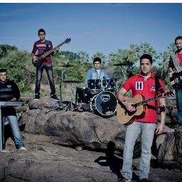 Banda de Pop/Rock Cristã! Paraibanos com orgulho! Em breve lançando o novo cd Há uma Fonte. Facebook: Ministério Asas da Verdade
