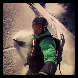 Splitboard Athlete (http://t.co/P268jBqtLP)  http://t.co/S7TAcBvbxK @Powderpanda