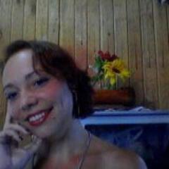sou meiga e amavel filha de oxum no Nação Cambinda .sou casada com renato cruz e tenho uma linda filha de 15 anos e um menino de 7 anos.