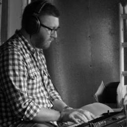 Digital agency owner. Musician. Coffee addict. Fierce defender of universal healthcare, and a free, public, NHS. Proud Remainiac. Nice to Brexiters.