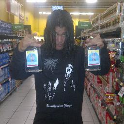 METAL RULES YEAHHHHH!!!!!! LA MEJOR FORMA DE RELAJAR LA MENTE ES DANDOLE UNA BUENA DOCIS DE METAL!!!!!