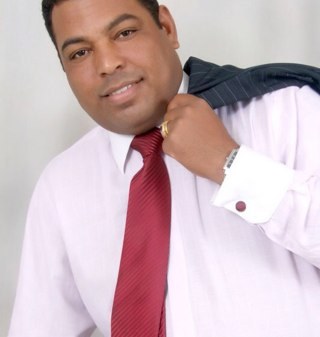 Pr.Rogerio de Assis (contato) 47-97053144