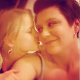 I have all I need in life... A great hubby, beautiful children, a wonderful home and an amazing family!!!