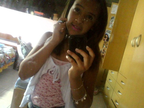 .. fuck the world behind will be happy (: