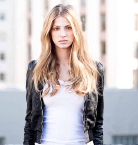 Model/RunwayModel @EliteNYC - 23 years old - USA ∞ International Law Student @BrownUniversity
