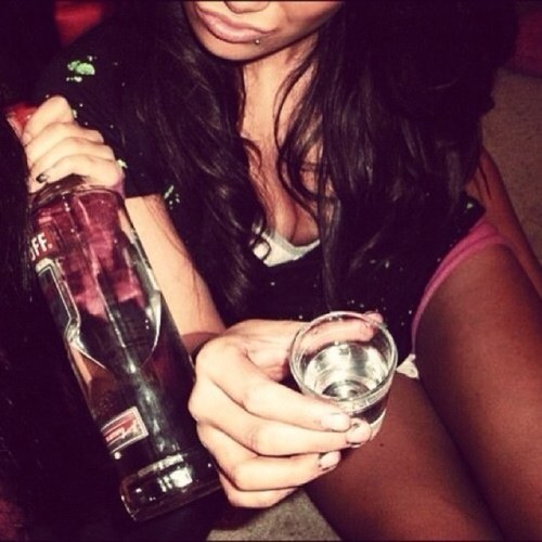 drunkbitches101's profile picture. 