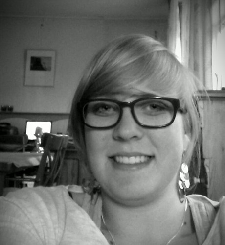 Read my book before you hate the cover schoolstuff en zwemmen judo en scouting AXEL