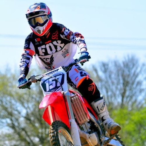 Rowanhill955's profile picture. 